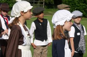 Children_outside
